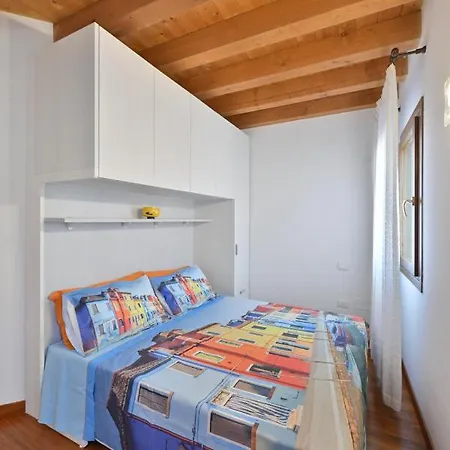 Pink Paradise * Burano